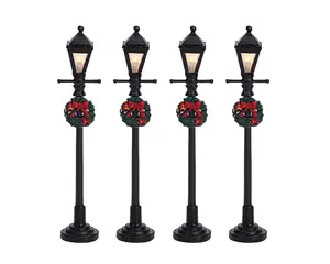 GAS LANTERN STREET LAMP,