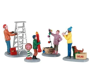 GETTING READY TO DECORATE,