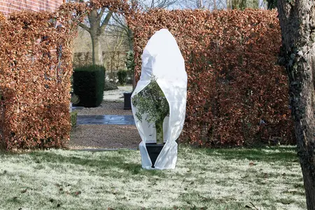 WINTERAFDEKHOES MET RITS WIT Ø250CMX3M 70 G/M²